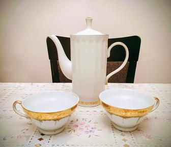 Чайник с чашками