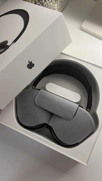 Airpods Max Space gray