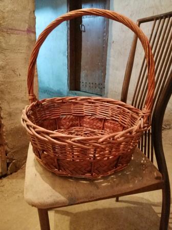 Корзина плетеная