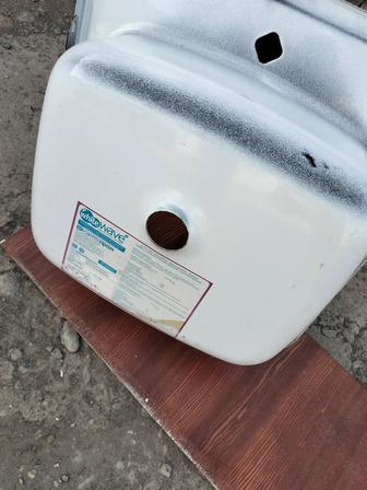 Продам подвесную раковину