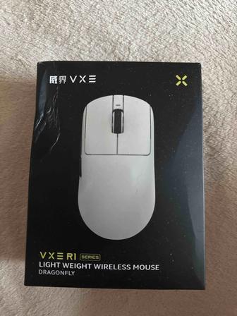 Мышь vxe r1 se