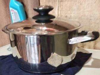Продам кастрюлю