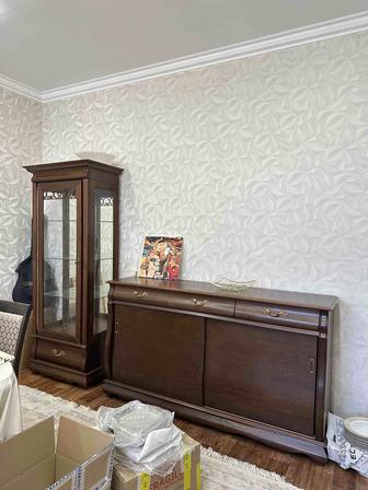 Комод и витрина для фужеров