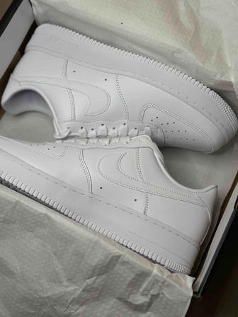 Кроссовки оригинал Nike Air force 1 07 fresh