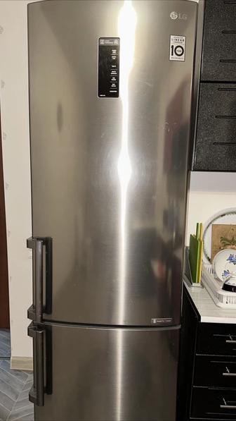 Продам холодильник LG