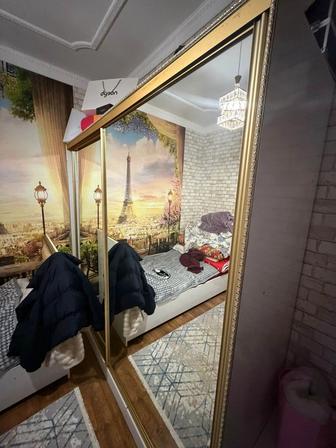 Шкаф и спальня