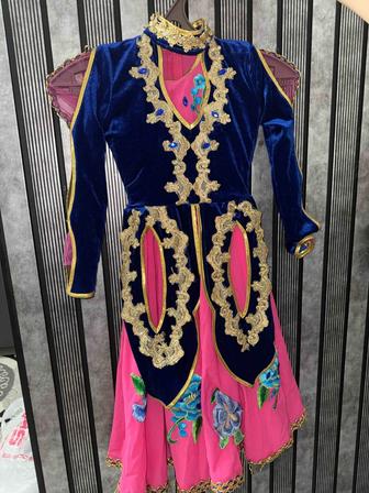 Уйгурский костюм