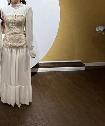 Продам платье на сырга салу кудалык