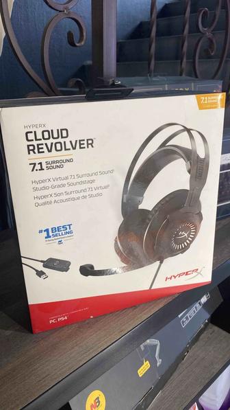 Продам наушники игровые hyperx revolver