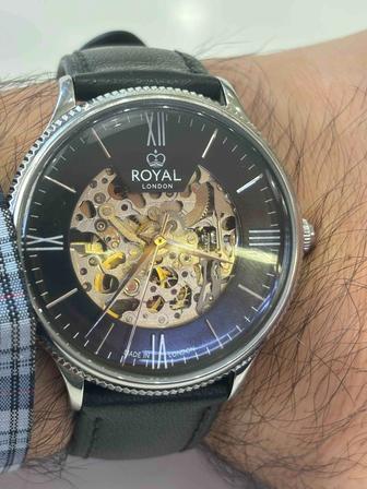 Продам часы