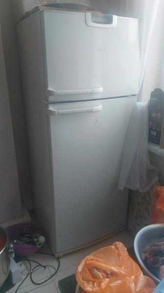 Продам б/у холодильник