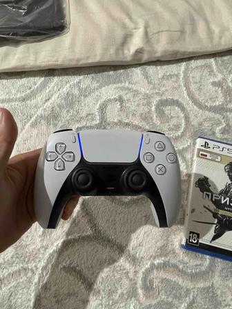 Продам джойстик На PlayStation 5