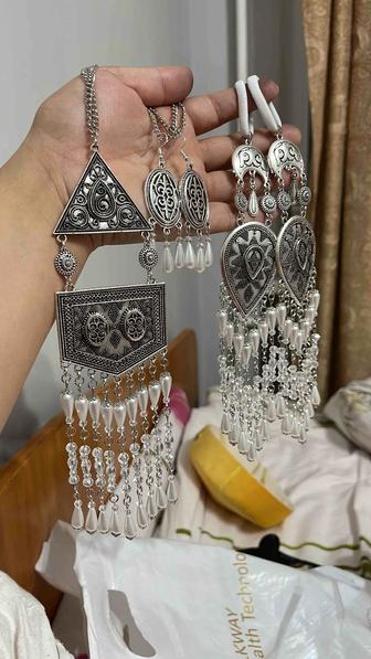 Казахские национальные украшения