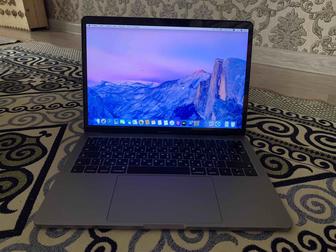 Apple MacBook Pro 2017/128gb Original продам срочно.Состояние идеал