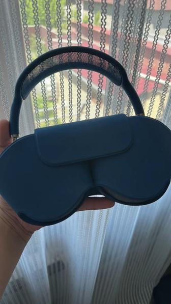 Продам AirPods Max
