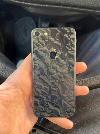 Продам Айфон 6, на 64гб