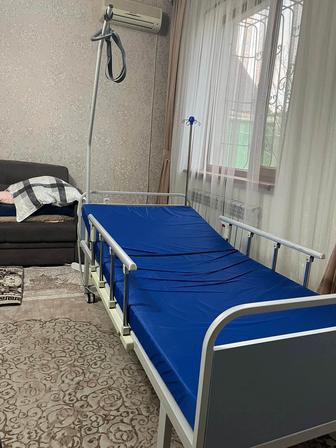 Медицинская кровать