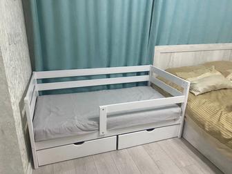 Продам детскую кровать 160х80