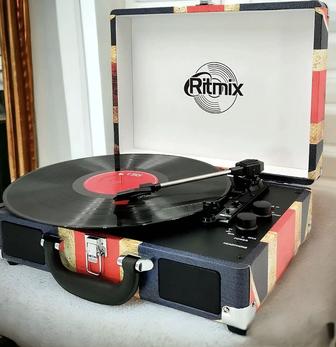 Виниловый проигрыватель Модель Ritmix LP-120B
