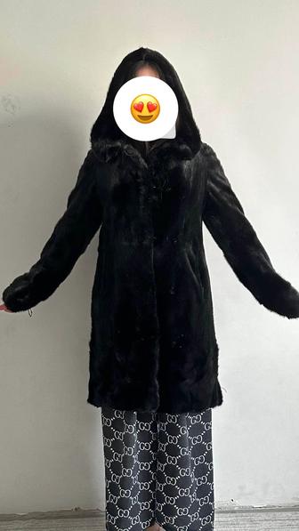 Продам норковую шубу