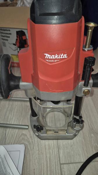 Фрезер погружной макита