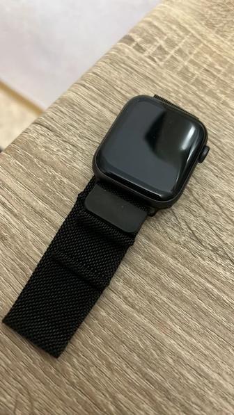 продам часы apple.