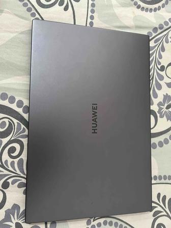 Huawei matebook D14