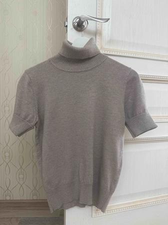 Кофты по 3000 тенге