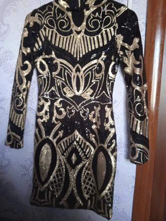 Продам платья срочно.