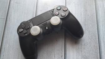 Геймпад ps4/ps5 в подарок игры