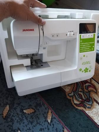 Швейная машинка Janome 4100L
