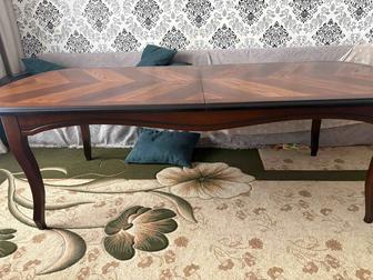 Продаю стол 3 м
