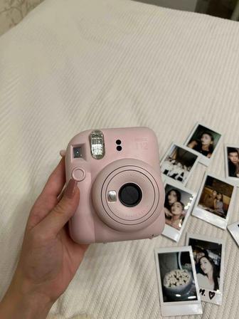 Продам фотоаппарат INSTAX 12 mini