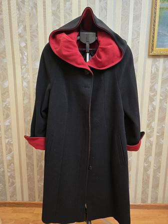 Продам демисезонное пальто
