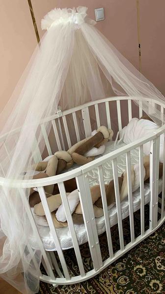 Манеж, кровать