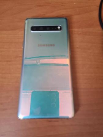 Samsung s10