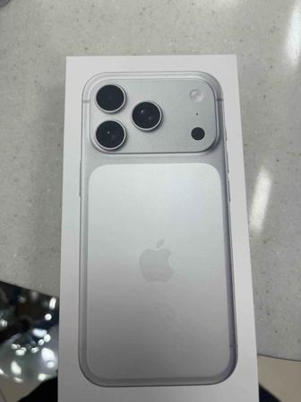 Айфон 17 про