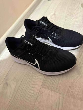 Кроссовки nike