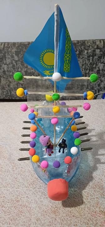 Из пластик подделки