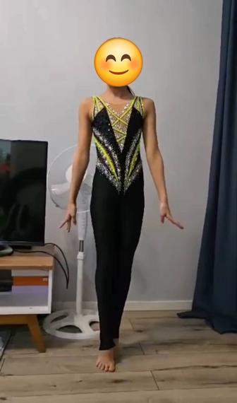 Купальник-комбинезон для гимнастики