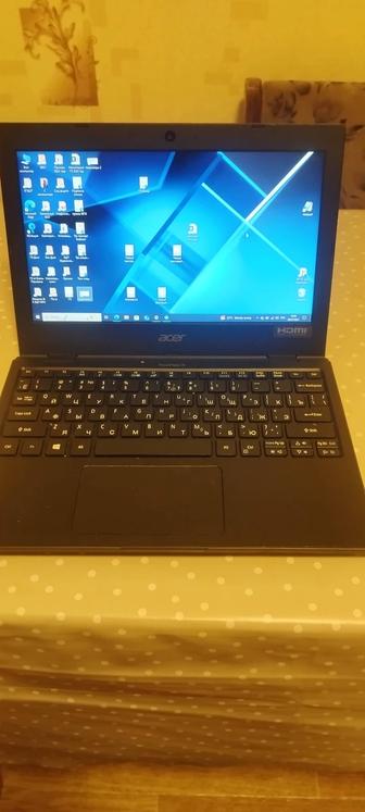 Продам нетбук Acer Travel Mate B