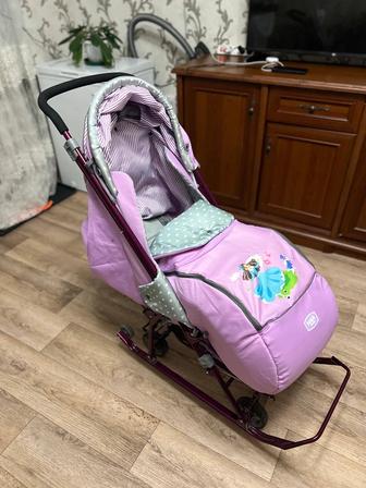 Срочно продам коляску сани