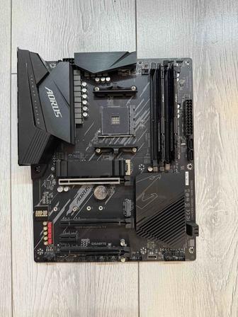 Продам комплект. Материнка aorus elite v2 и ОЗУ