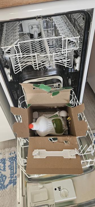Продаётся посудомойка в отличном состоянии, соль и ополаскиватель имеется