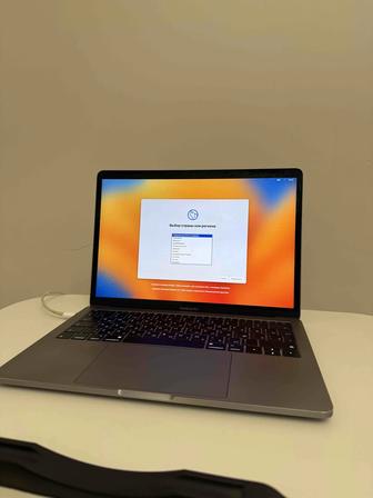 Ноутбук Apple Macbook Pro 13 Retina A1708