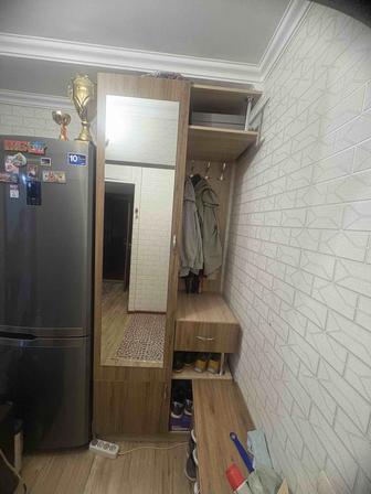 Продам шкаф в прихожую