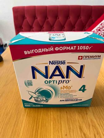 Детская смесь Nan 4