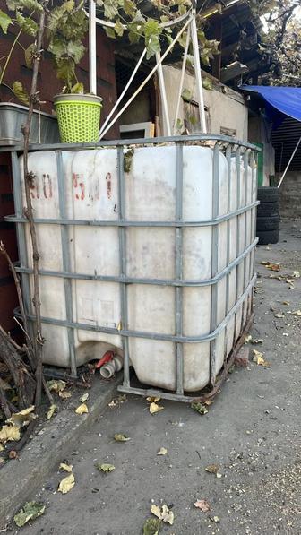 Емкость для воды