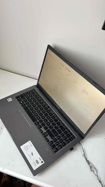 ASUS VivoBook F515JA