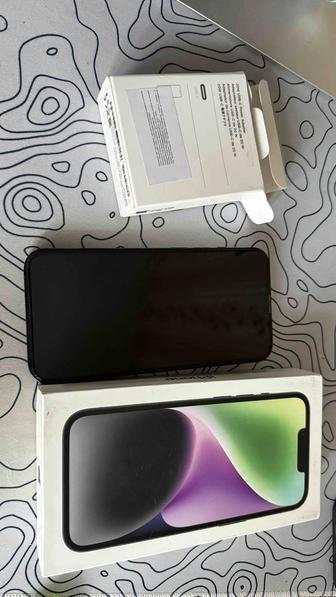 Продам IPhone 14 в хорошем состоянии